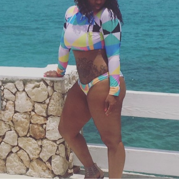 Beautiful Mara Hoffman swimsuit. Size medium worn one time excellent condition. - Picture 1 of 4